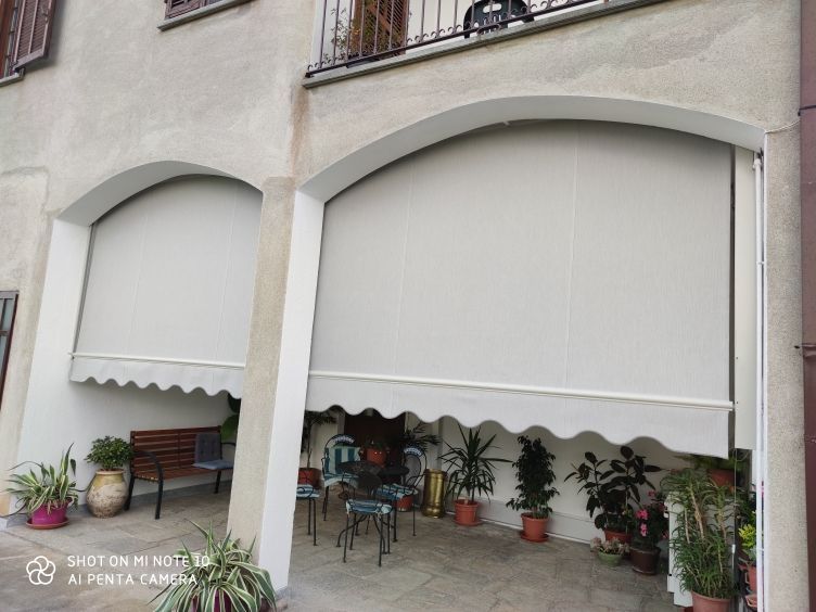 tende esterne da sole coprenti