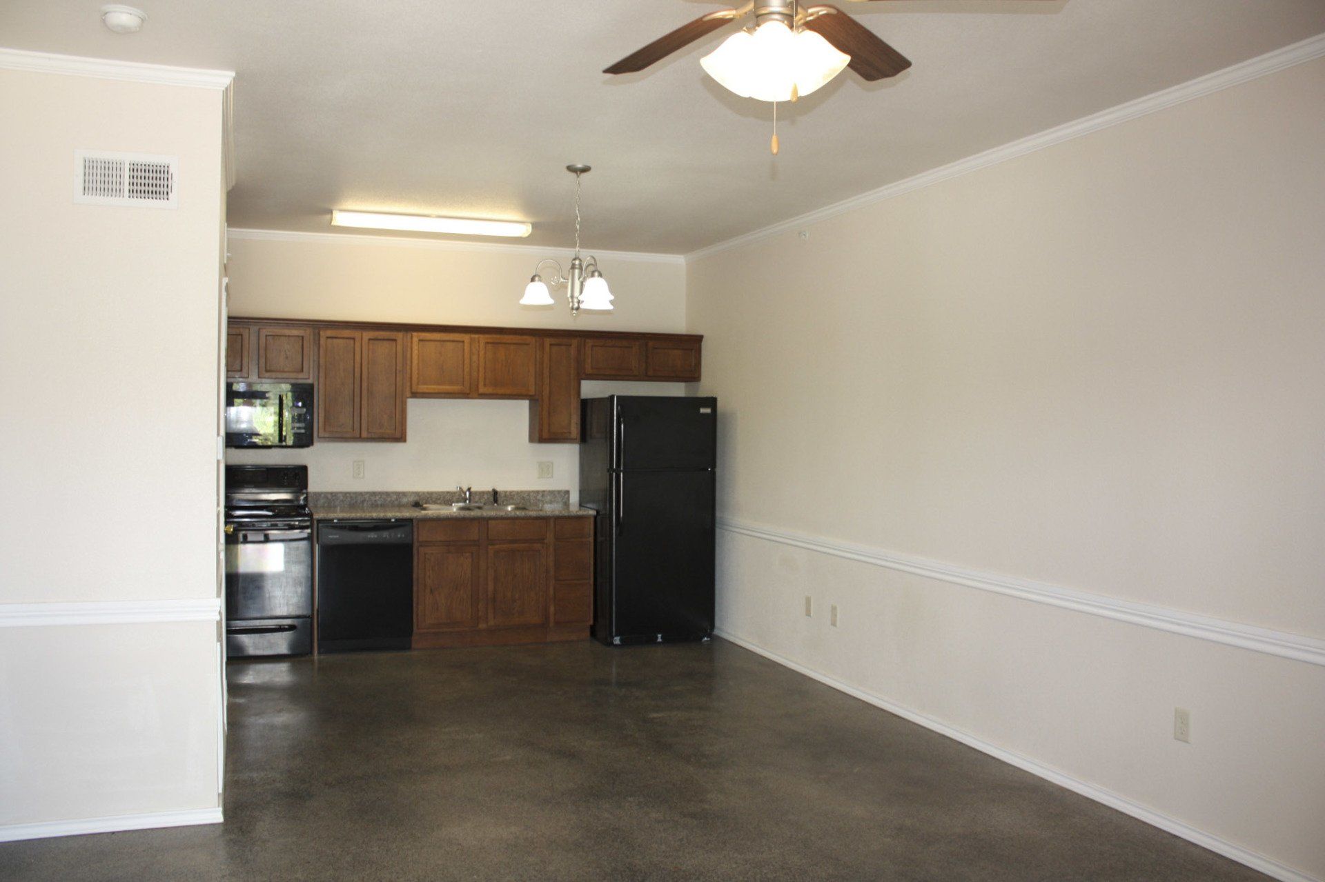 Country Club Apartments Interior