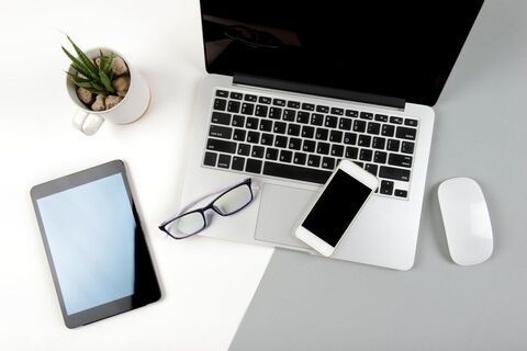 A photo showing our web design services