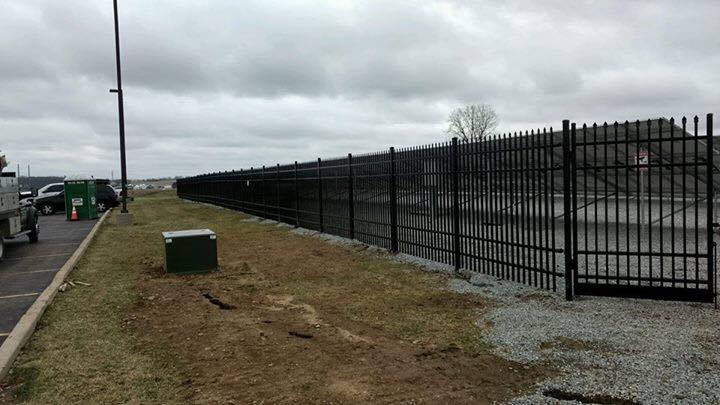 New Aluminum Fence - Marion, OH - Tacketts Fence Service
