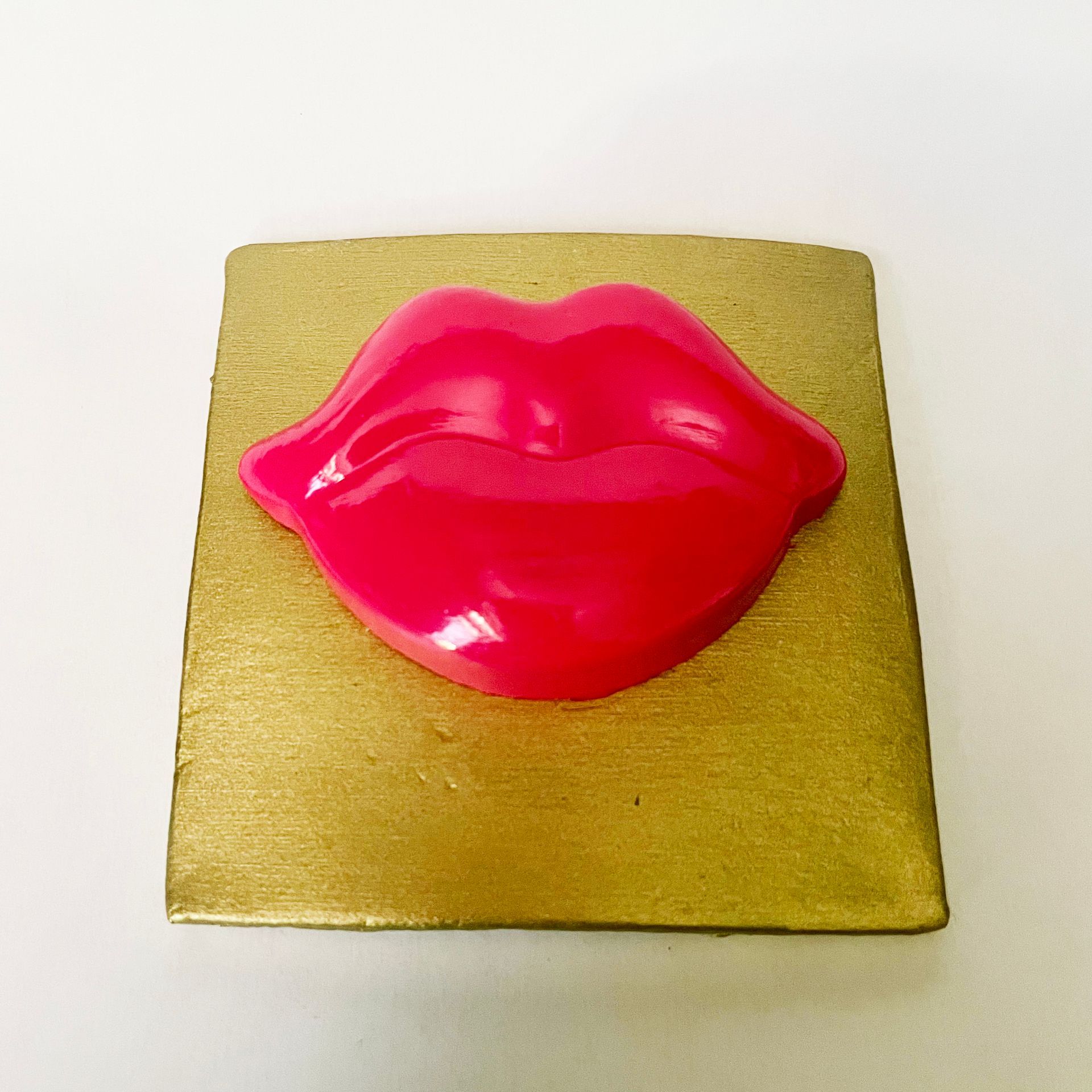Pink lips
mini-tegeltje
natuurklei