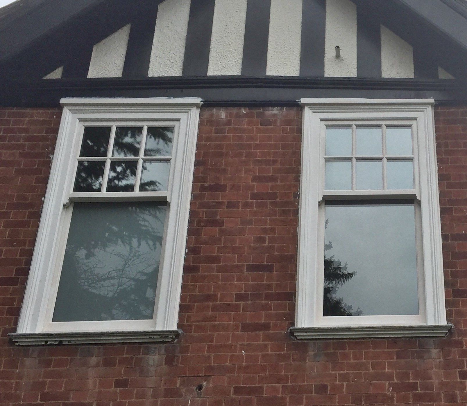 Sash window