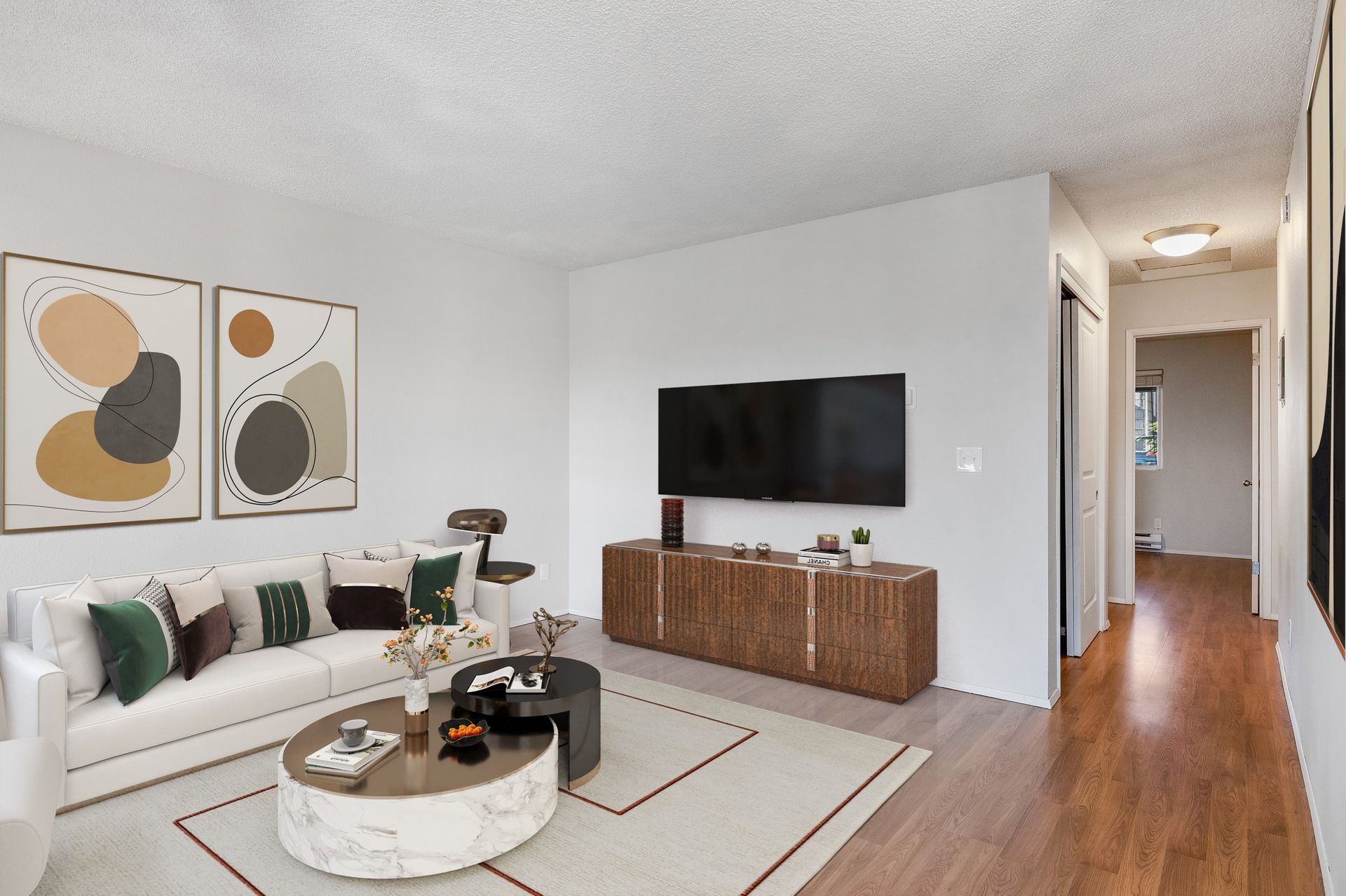 Photo showing a medium-size living room with plenty of open space