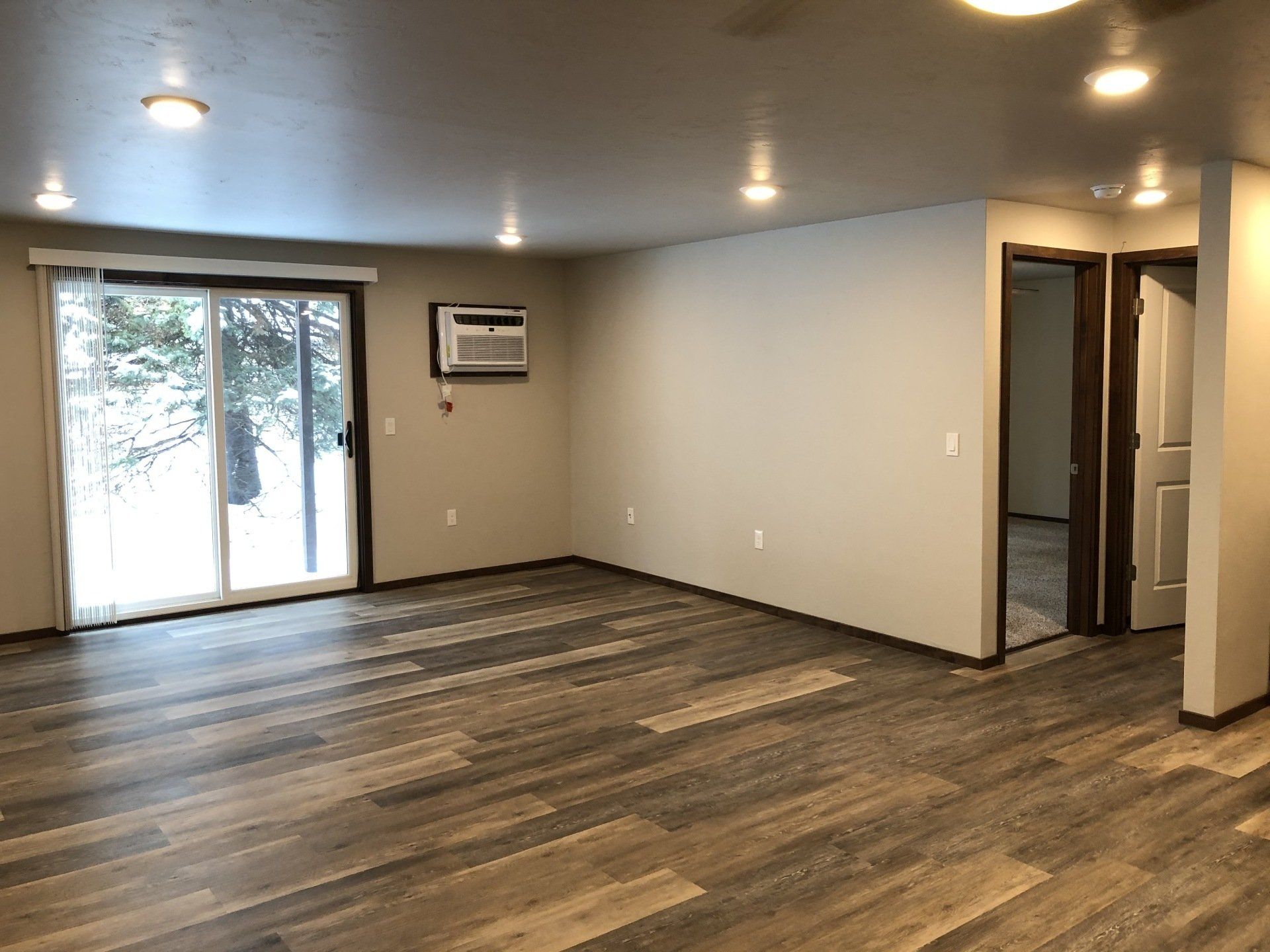 Hamilton Gate Gallery Photos