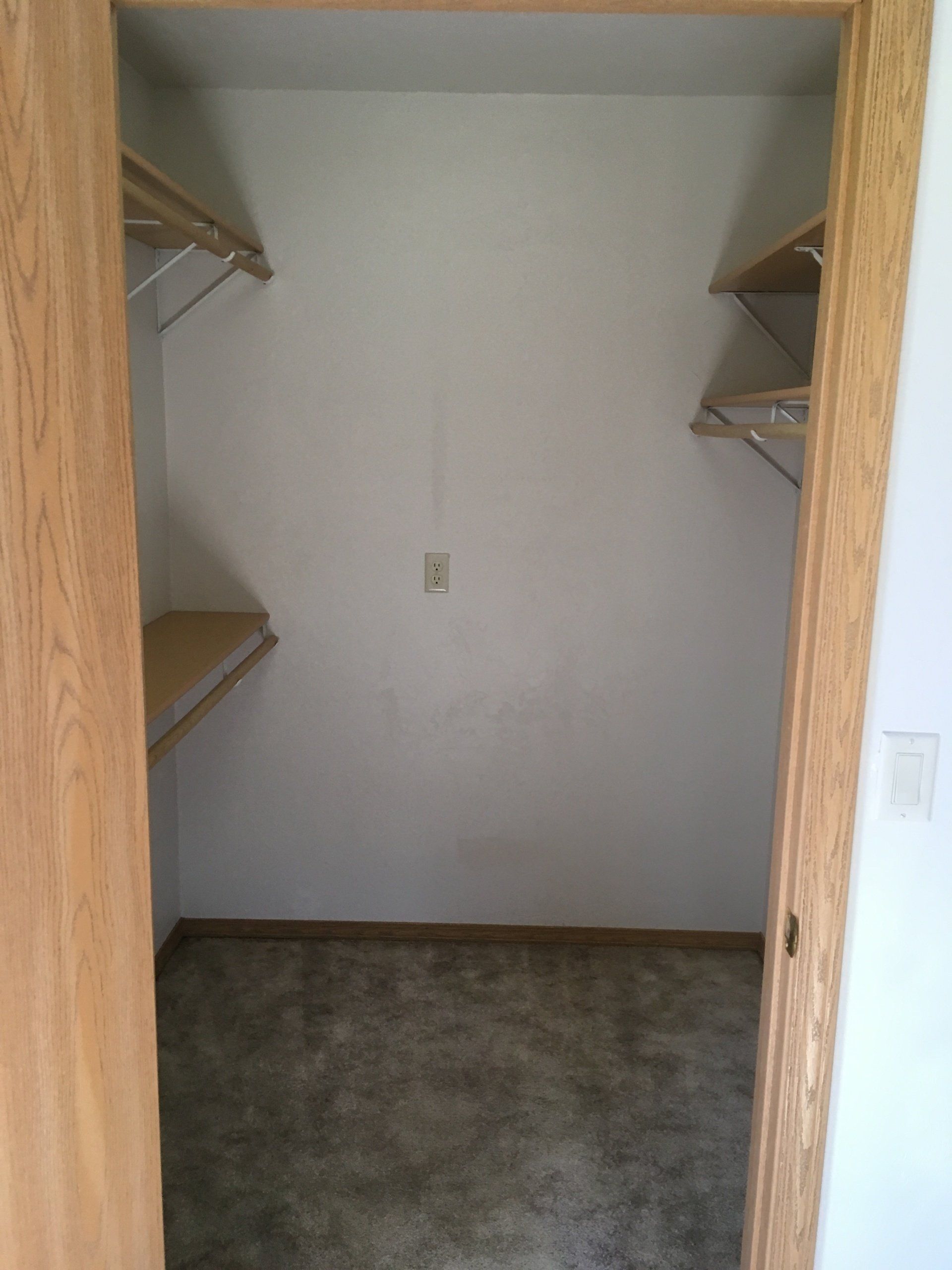 Deerbrook Apartment Gallery