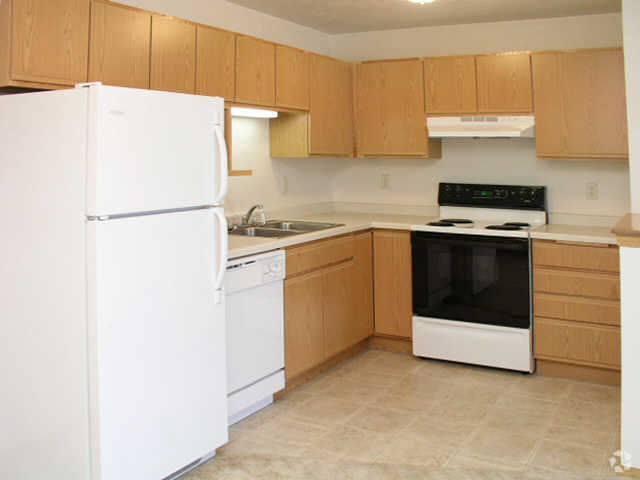 Deer Brook Apartment Gallery