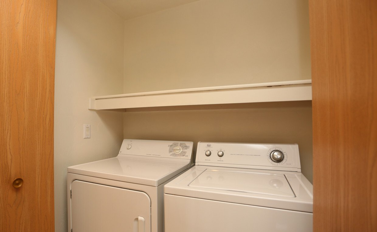 Riverbend Apartment Gallery