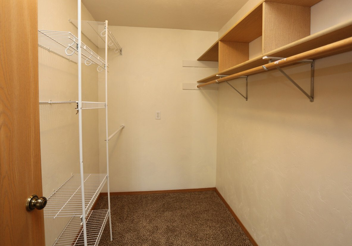 Riverbend Apartment Gallery