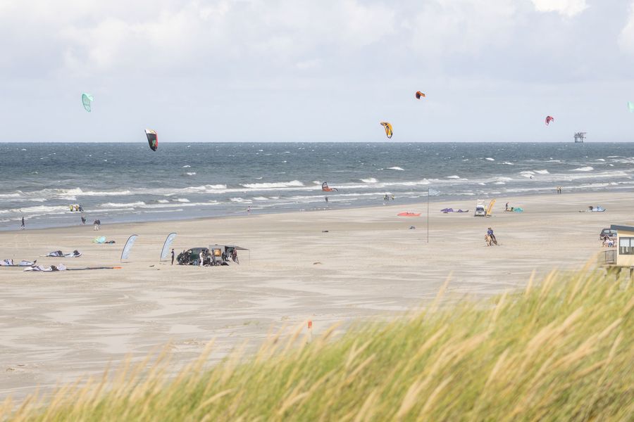 paardrijden op het strand van Ameland bij hollumer trap lange dagtocht van 3,5 uur