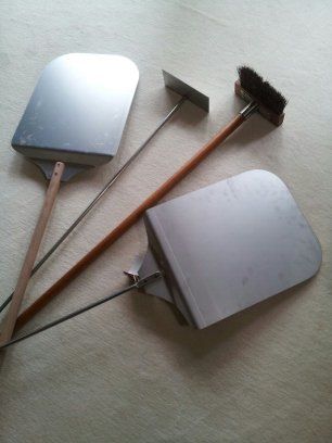 pizza oven tools