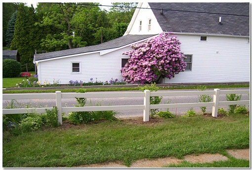 Small Fence for a Flower Bed — Green, OH — Big John Fence Company