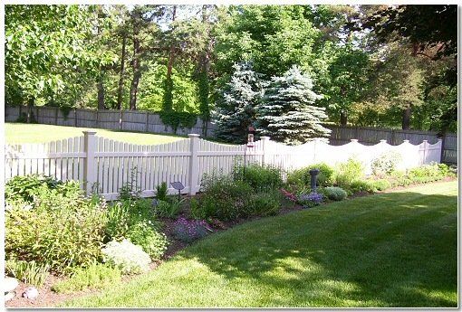 Garden Vinyl Fence — Green, OH — Big John Fence Company