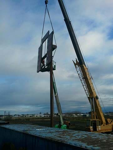 Crane on Speedway - Crane Services in Albany, Oregon