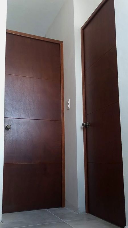 CARPINTERÍA KALIMBA - PUERTAS DE EXTERIOR