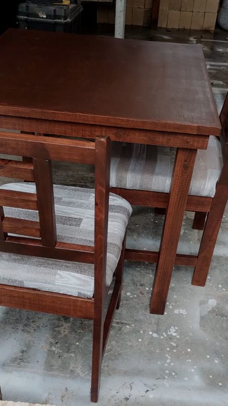 CARPINTERÍA KALIMBA - COMEDORES