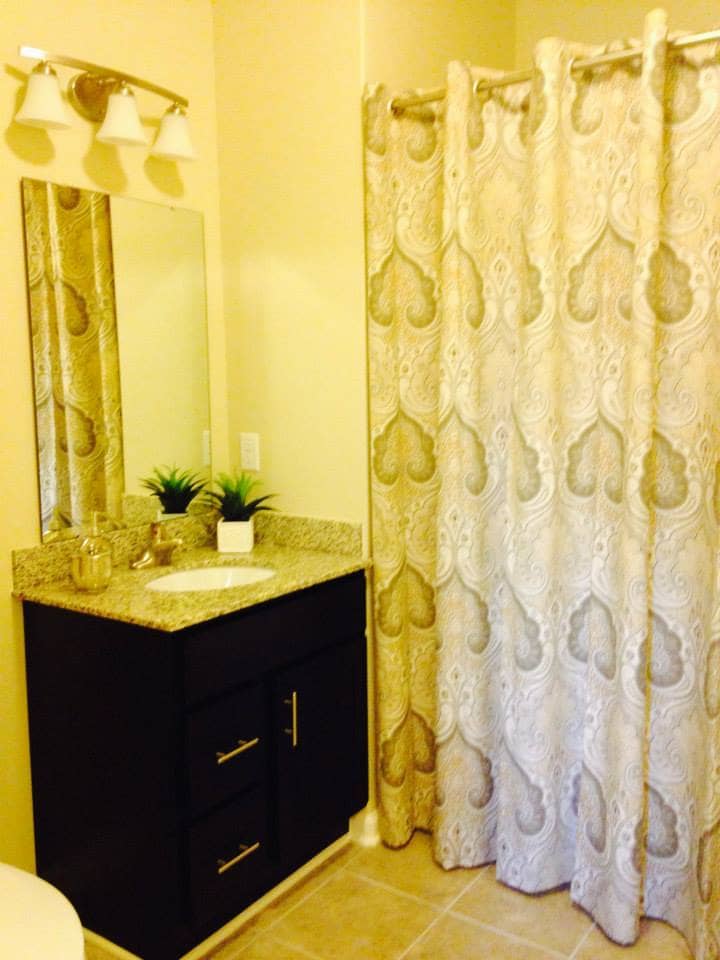 Meridian Harbourview Bathroom