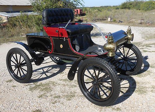 1903 Curved Dash Oldsmobile
