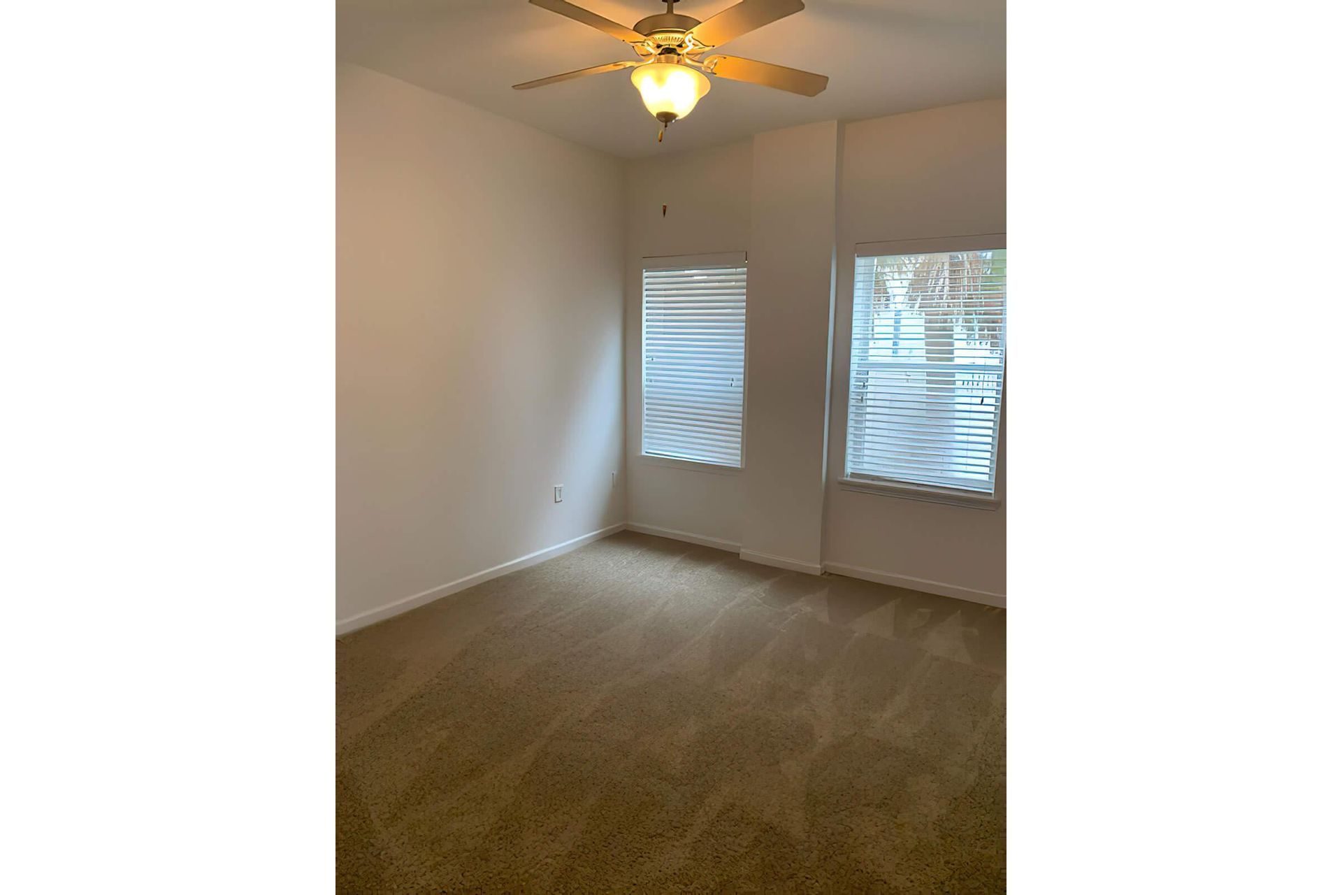 Room at Surfside Apartments in Jacksonville Beach, Fl.