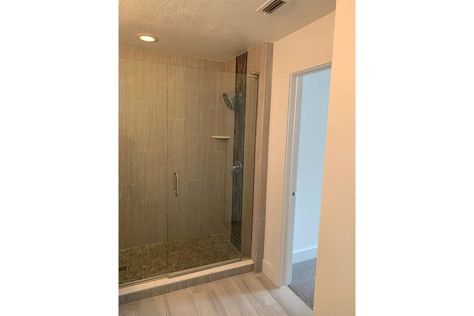 Room at Surfside Apartments in Jacksonville Beach, Fl.