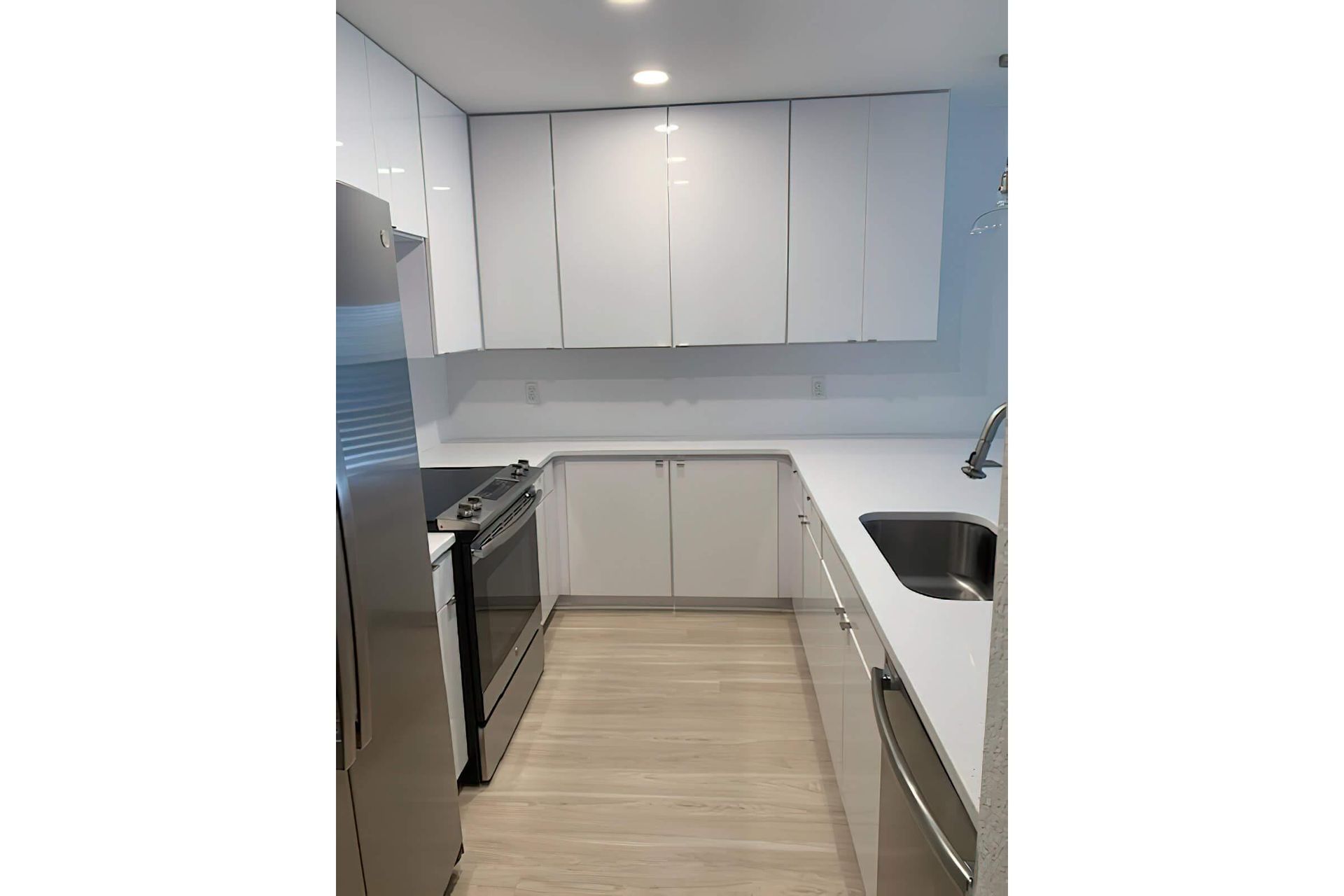Kitchen at Surfside Apartments in Jacksonville Beach, Fl.