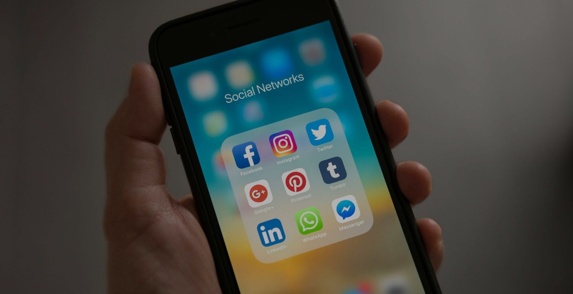Scopri Come un CRM può rivoluzionare il lavoro di un'agenzia di comunicazione e di un SMM