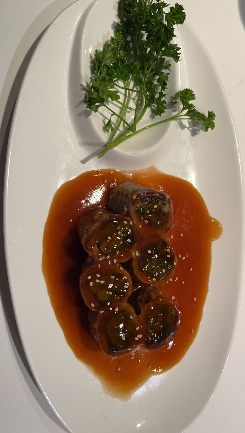 A plate of food with sauce and parsley on the side | Cherry Hill, NJ | Mikado