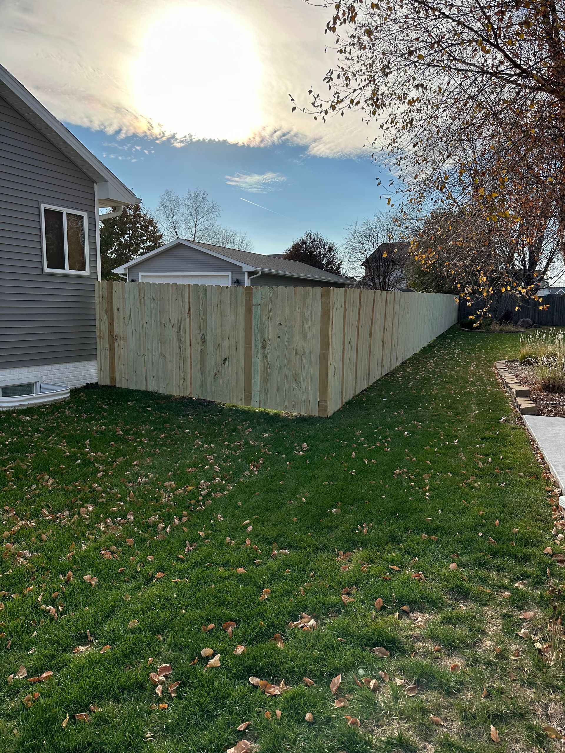 Fence build Altoona, IA