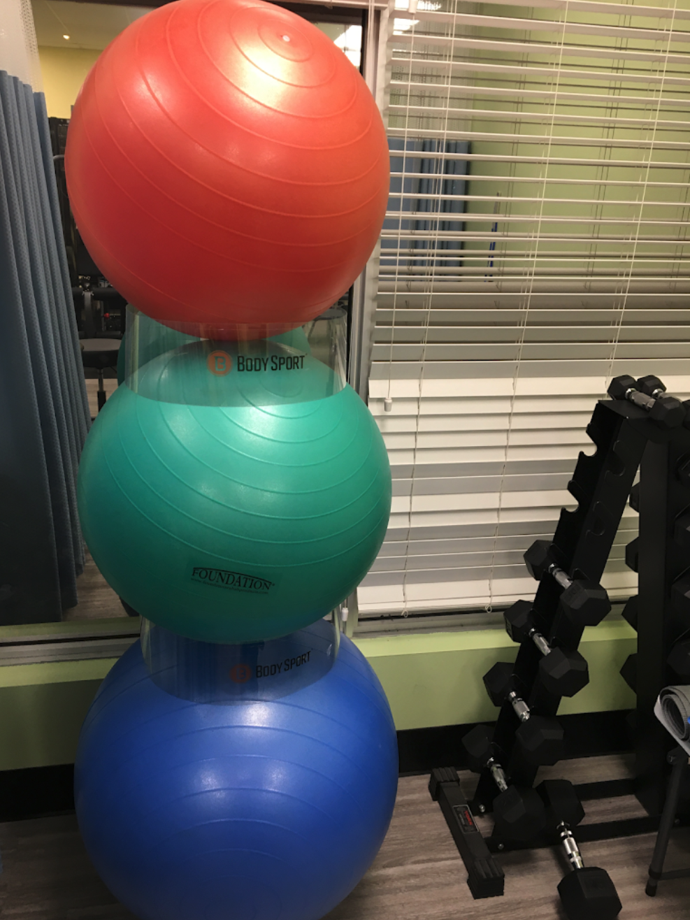 grande prairie physiotherapy and massage yoga ball