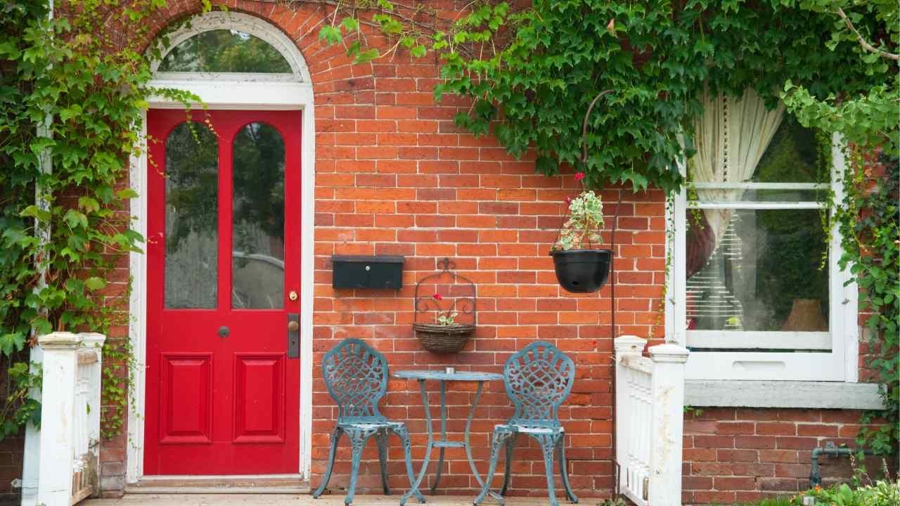 door painting