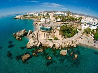 Private Malaga and costa del sol tours to Nerja caves