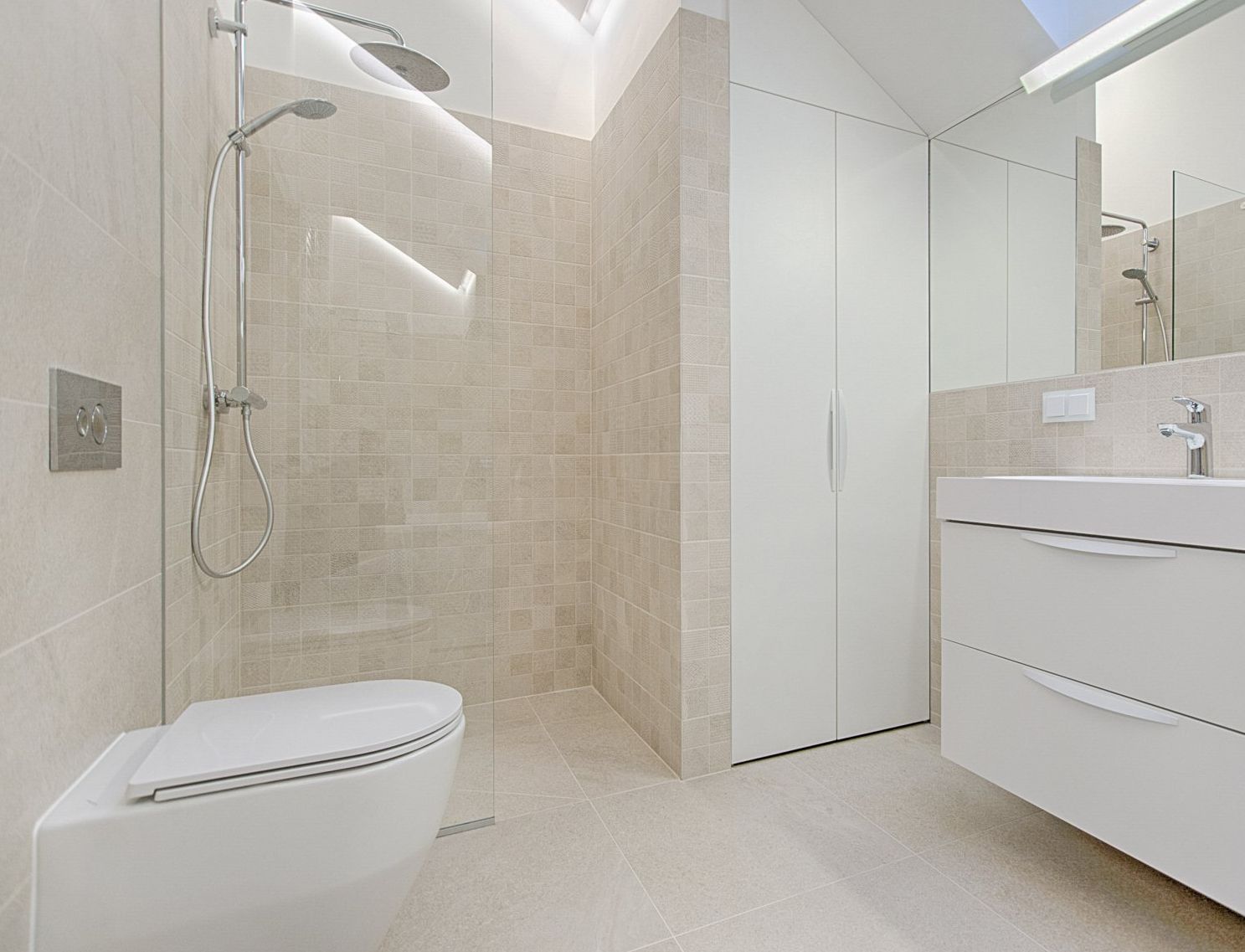 picture of bathroom with accessibility design