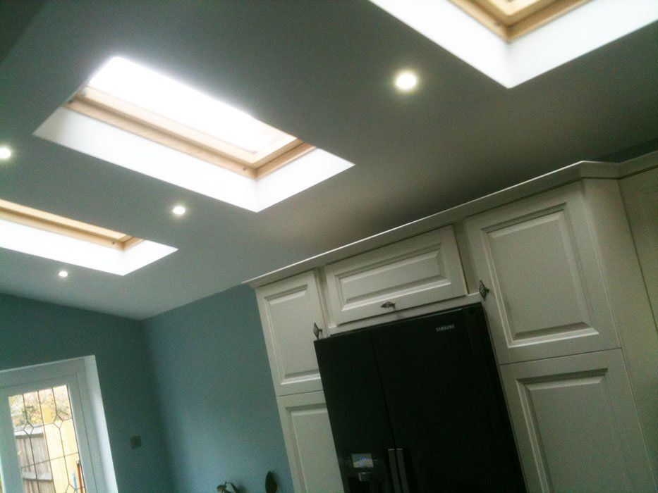 Fitting modern kitchen