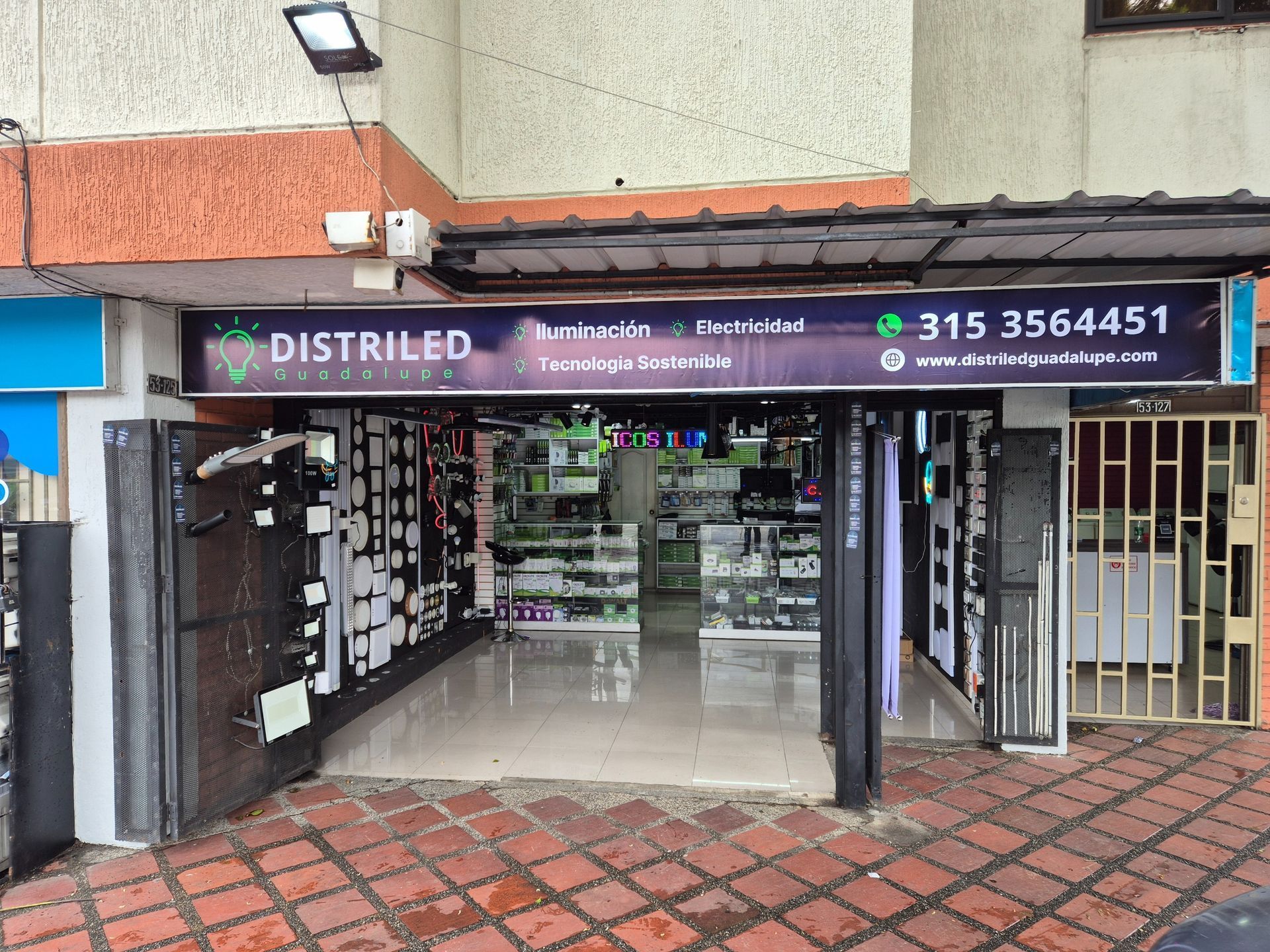 Exterior de una tienda,