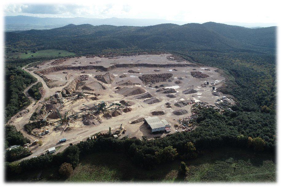 Cava di Poggio Petriccio a Montorsaio (GR)