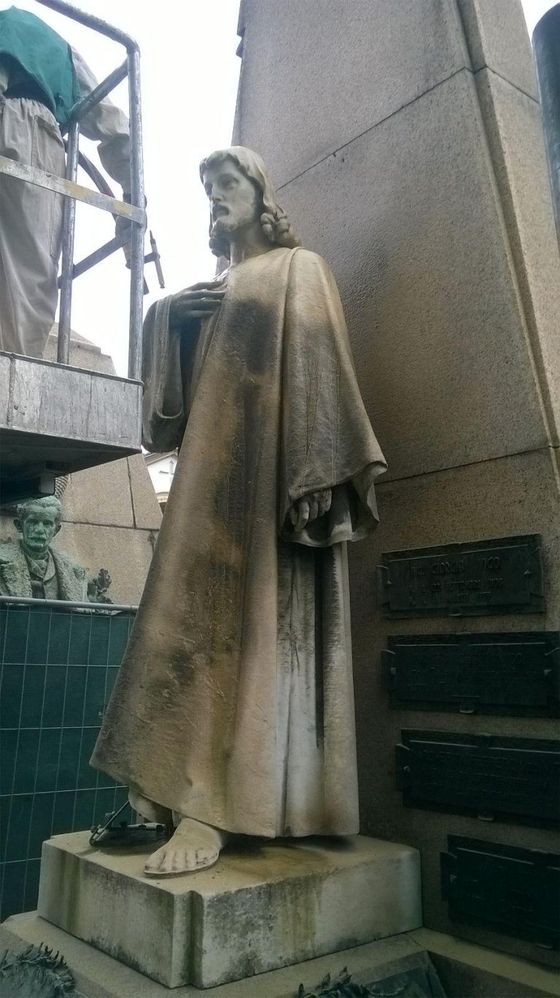 statua gesu cristo da restaurare