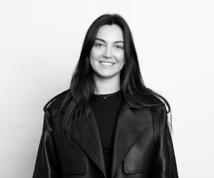 Black and white studio photo of DAF team member Stefanie.