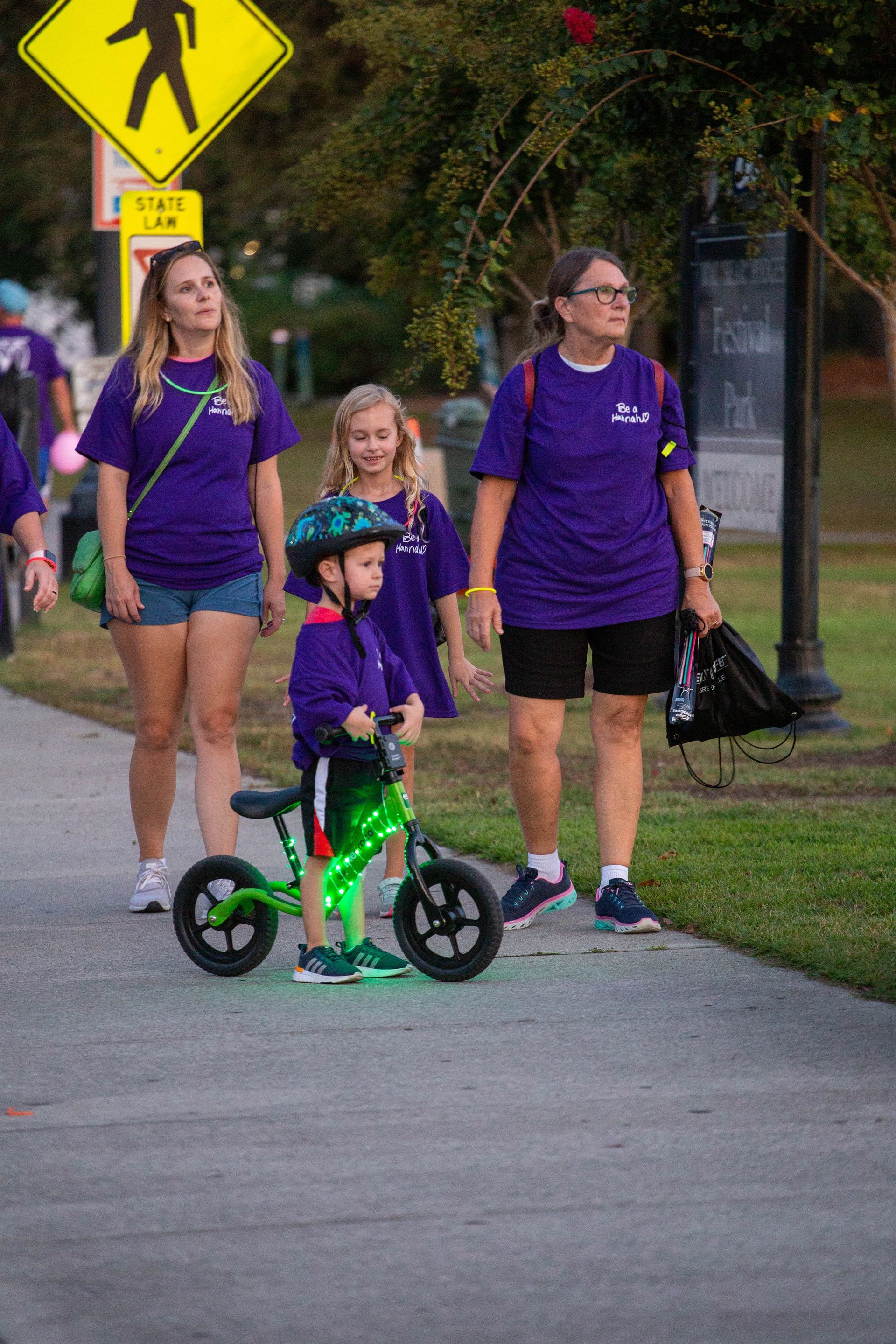 Glow Run Participants