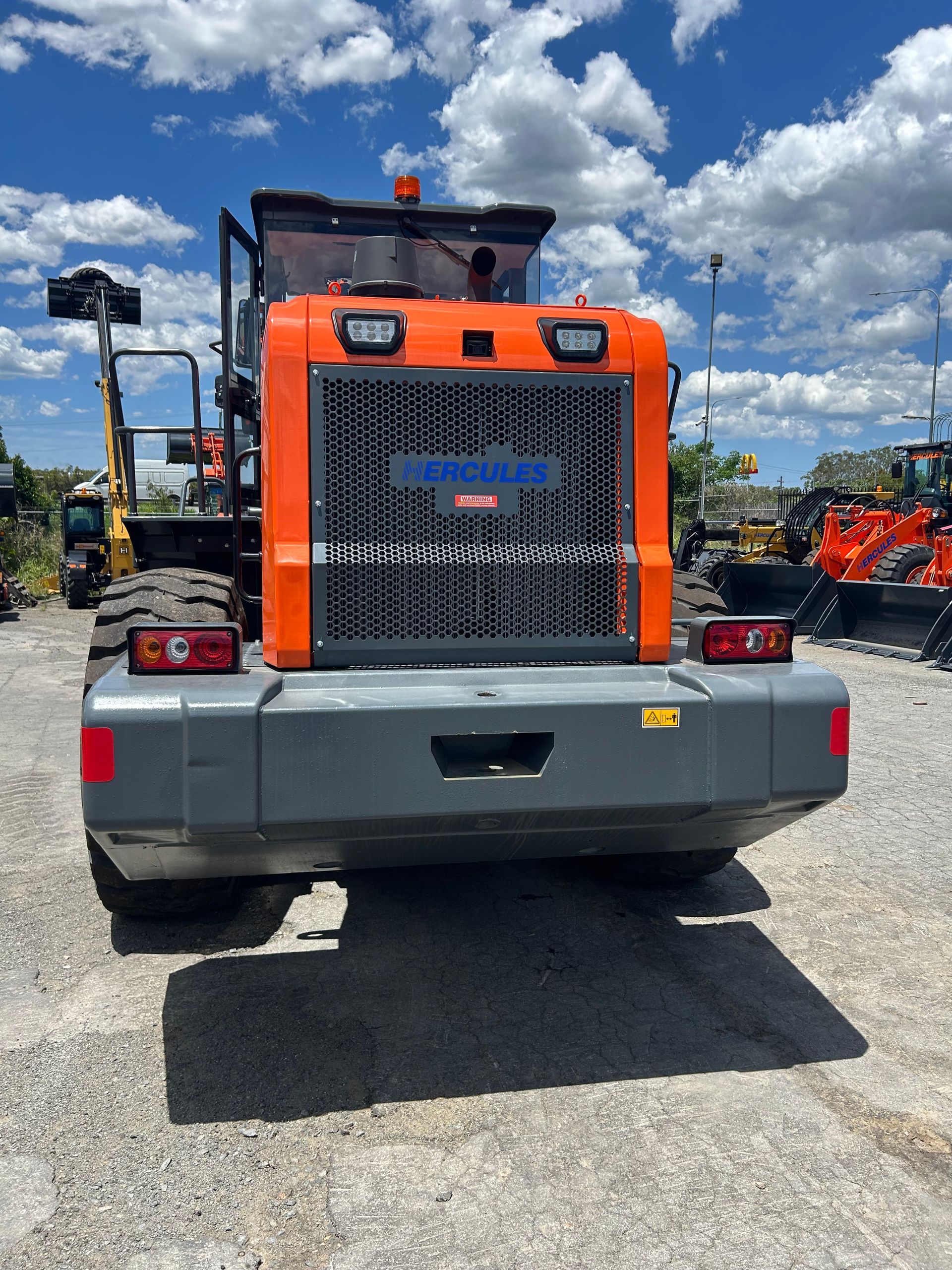 Hercules H1800W-2 Wheel Loader