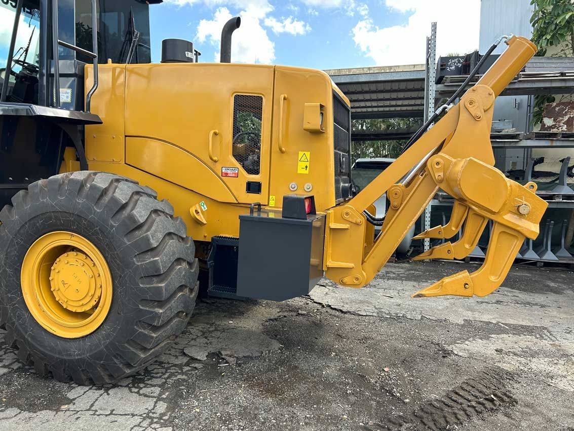 HERCULES Hydraulic Rear Rippers Attachment