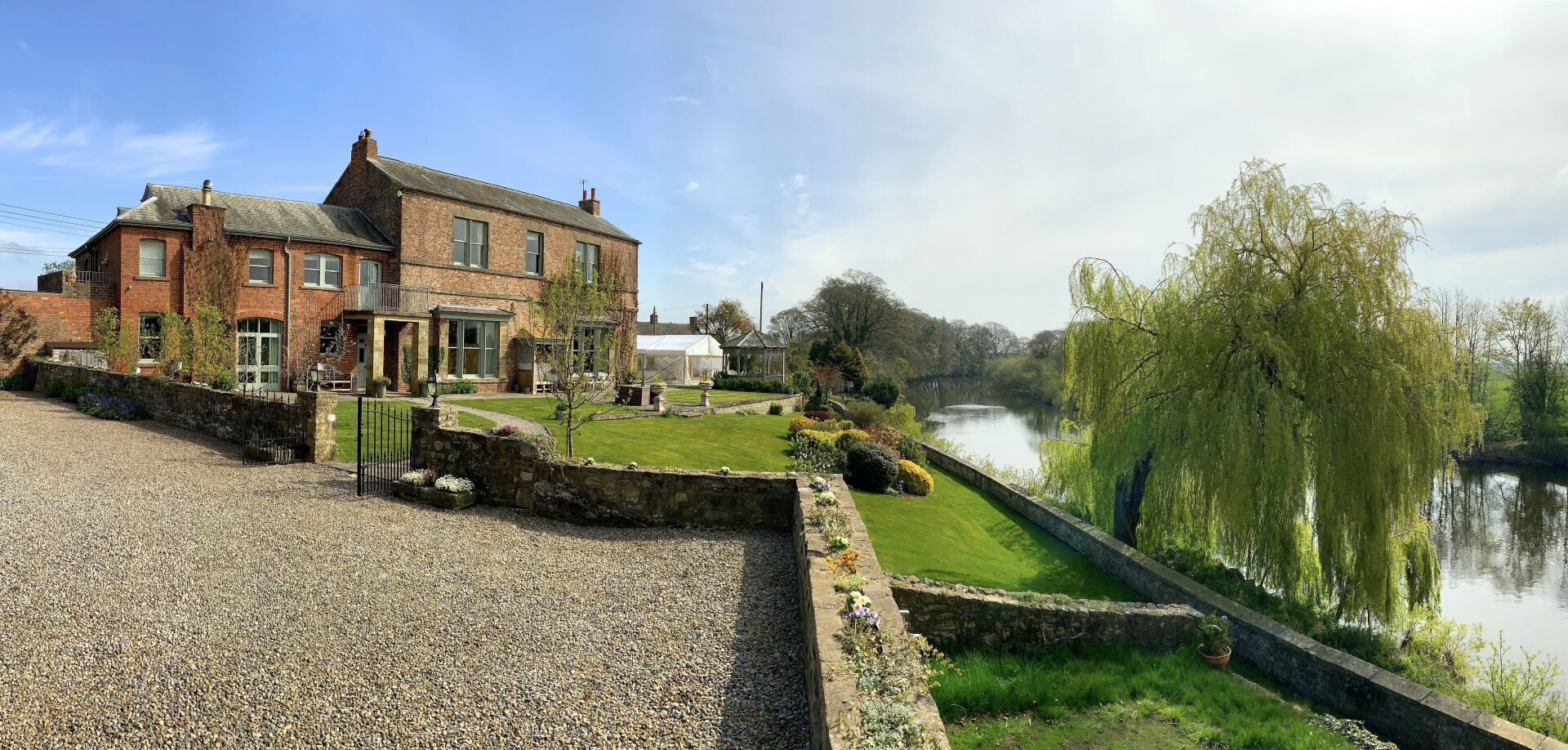 Wedding Venues North Yorkshire | Riverside Wedding Venues