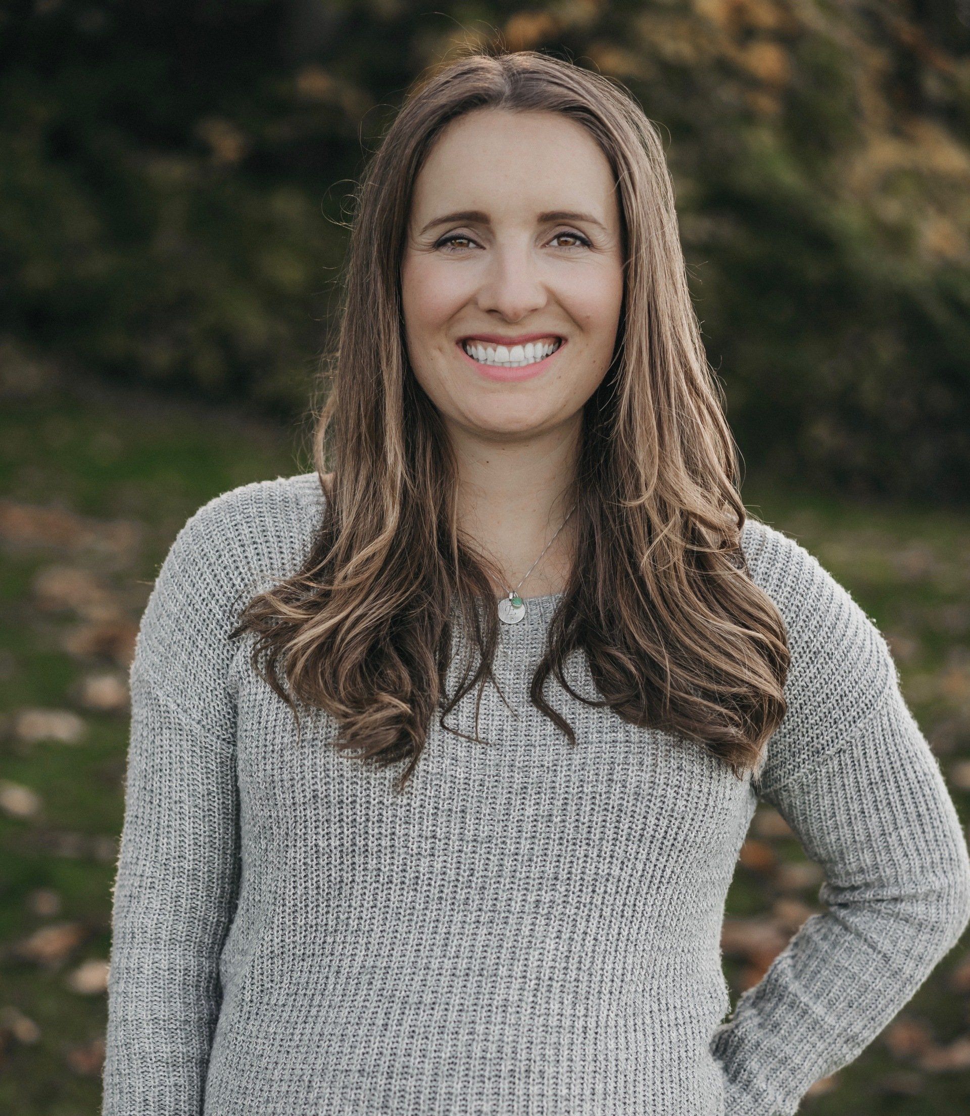 Kelsey Mondau Headshot