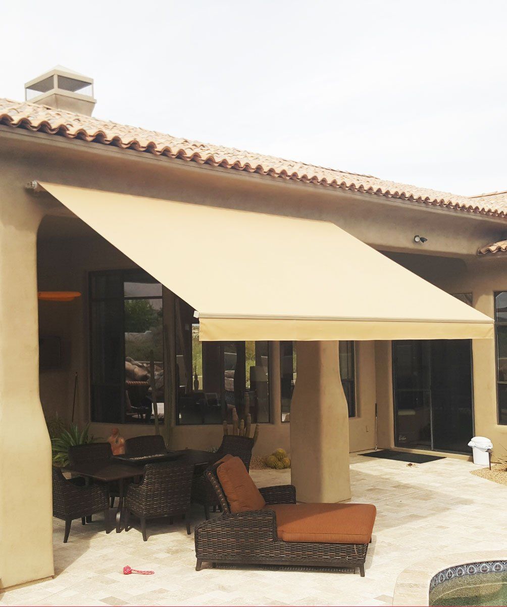 Company that installs and sells retractable  awnings in Phoenix AZ