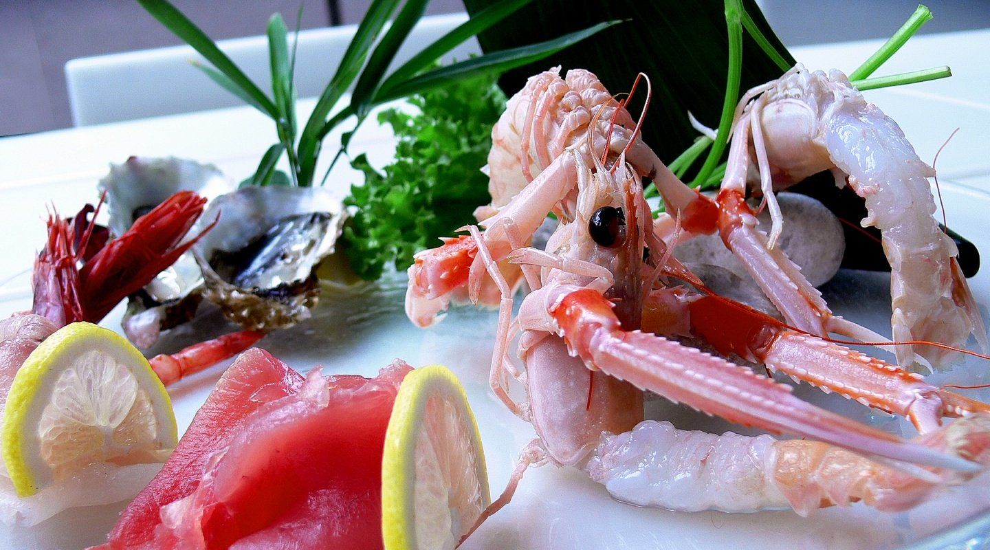 🍴 Menu ristorante di pesce crudo a Milano - Specialità Plateau Royal