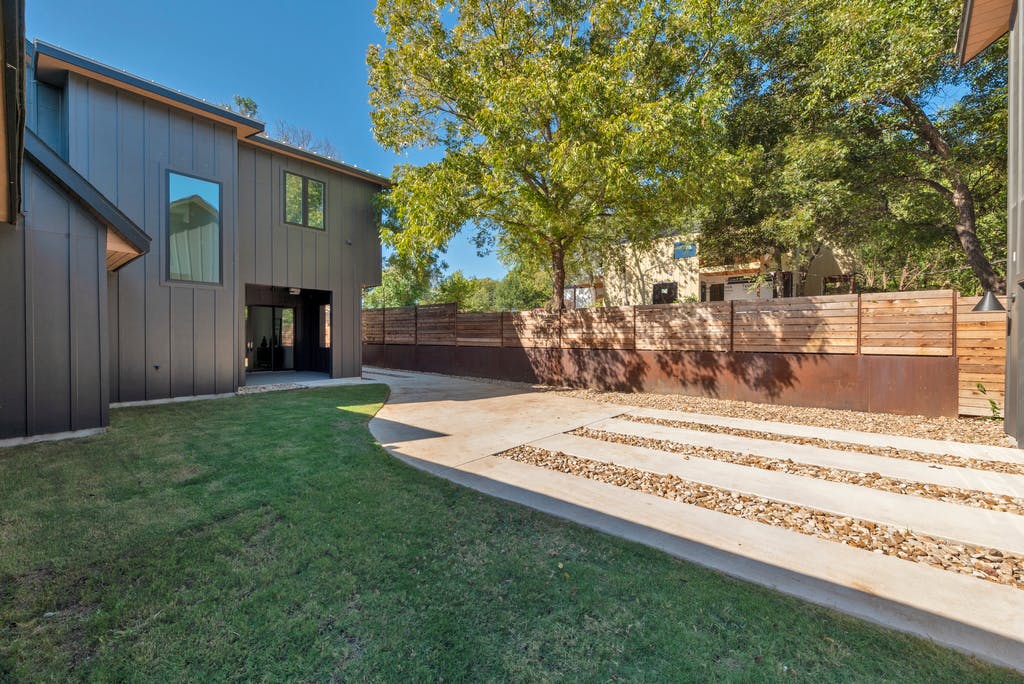 Available Homes 402 Krebs Lane Urbane Roost Austin, Tx 78756