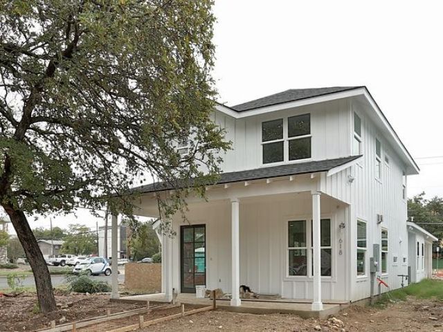 portfolio of homes | urbane roost | Austin, Tx 78756