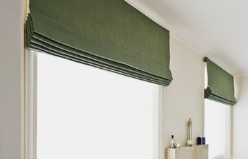 Roman blinds in a range of colours