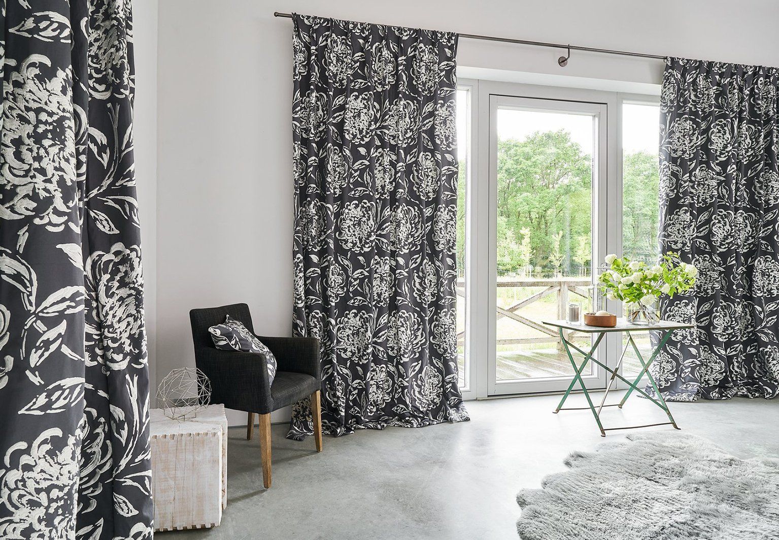 POLSTER UND POLSTERMÖBEL