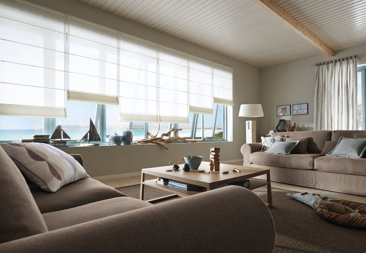 POLSTER UND POLSTERMÖBEL