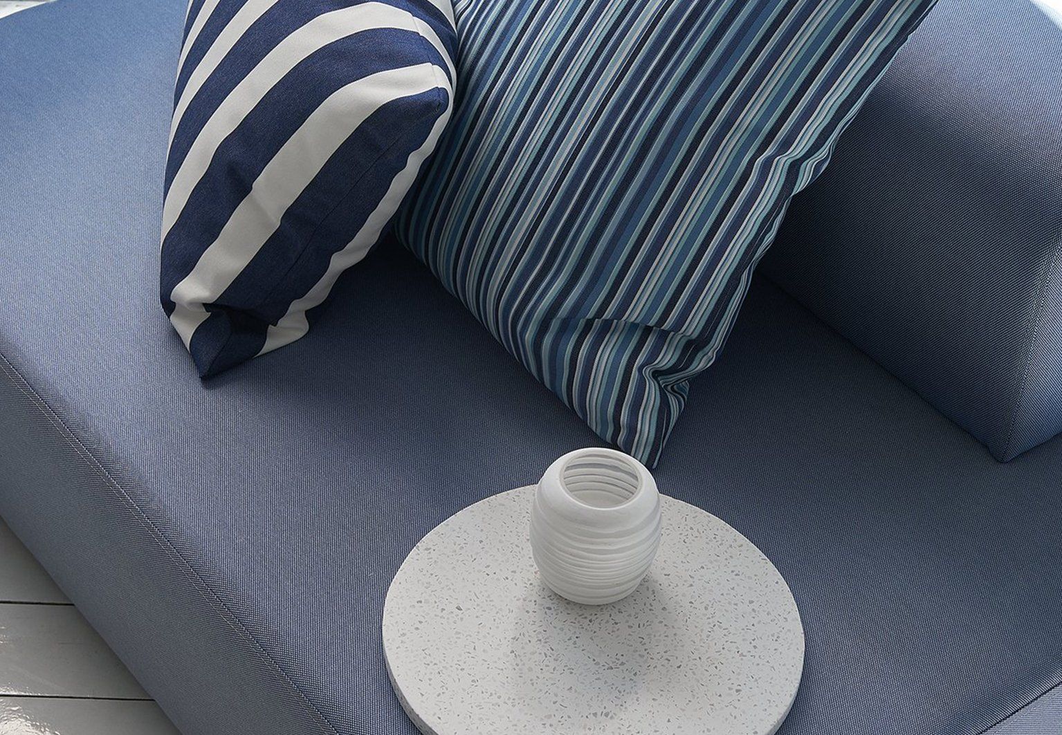 POLSTER UND POLSTERMÖBEL