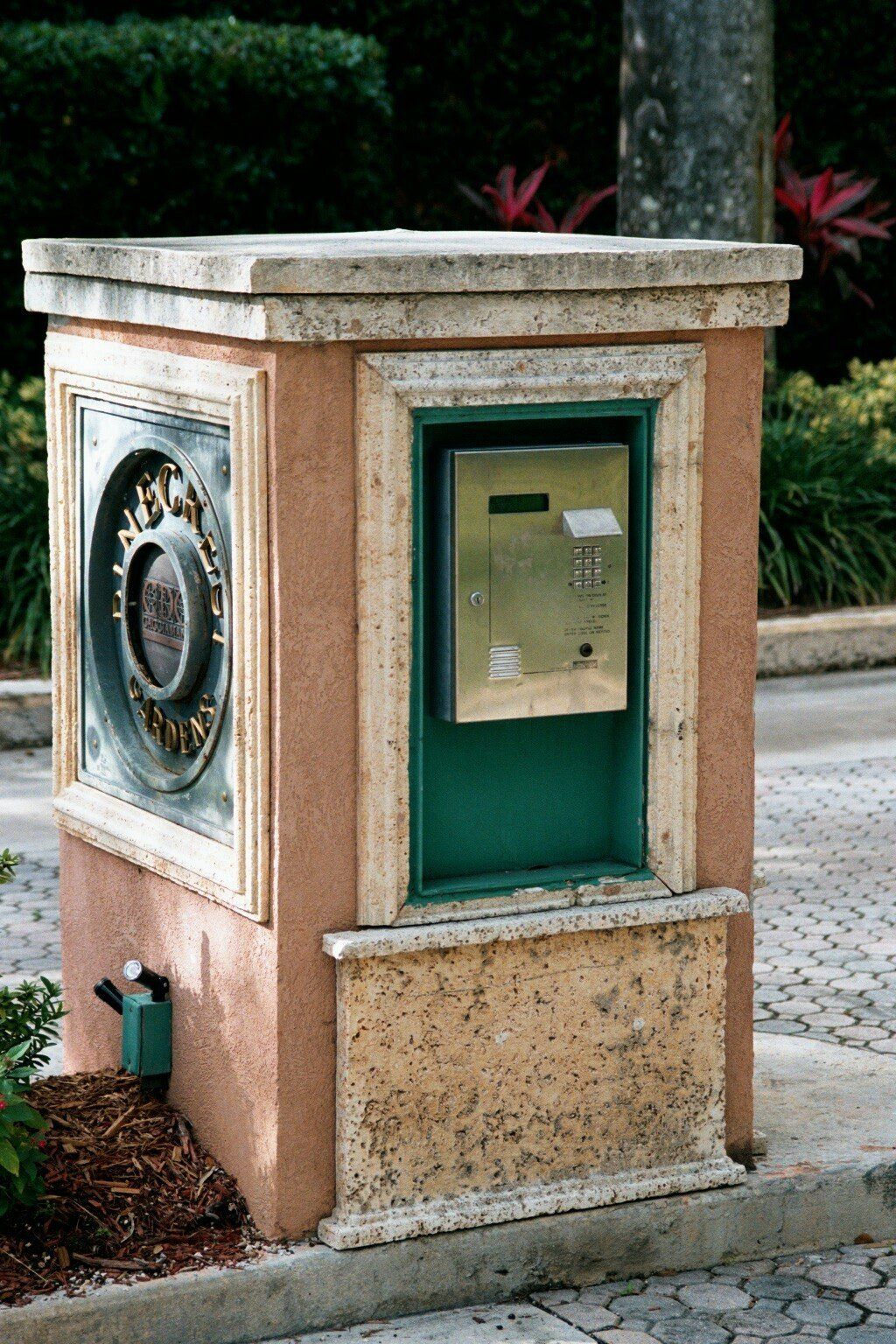 Royce Bravo Florida's Best Fencing & Railing Provider